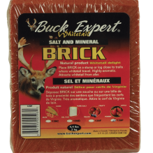 buck-expert,-bloc-de-sel-et-minࣩraux-aux-pommes-139p